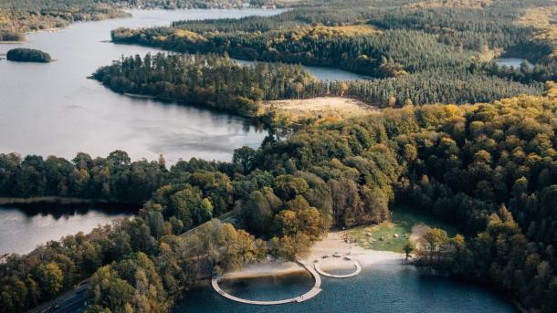 Ontdek het merenhoogland en de Infitiny Bridge in de Aarhus regio