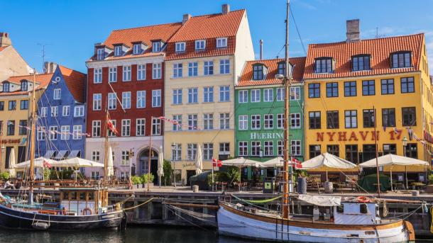 Nyhavn Sunshine Copenhagen