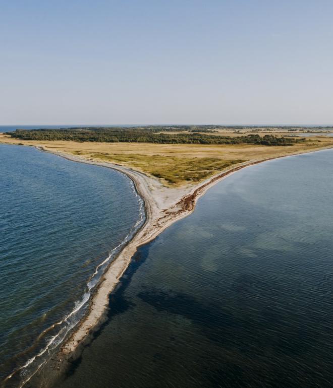 Het Deense eiland Endelave van bovenaf gezien